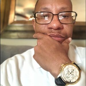 Meet your Posher, Benjamin